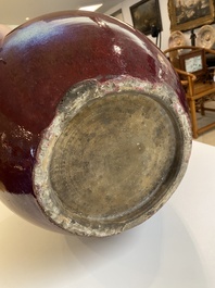 A large Chinese flamb&eacute;-glazed jardini&egrave;re, 19th C.