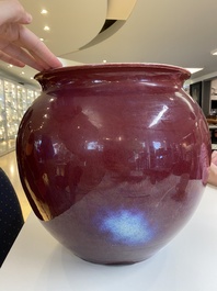 A large Chinese flamb&eacute;-glazed jardini&egrave;re, 19th C.