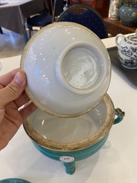 A Chinese turquoise-glazed tripod bowl and cover, 19th C.