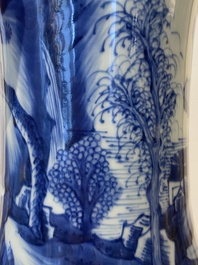 A Chinese blue and white 'yenyen' vase with figures in a landscape, 19/20th C.