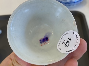 Zes stukken Chinees blauw-wit scheepswrakporselein, Transitie periode en later