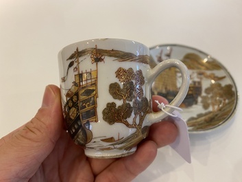 Een zeldzame Chinese grisaille, ijzerrode en vergulde kop en schotel met een handelsschip, Yongzheng/Qianlong