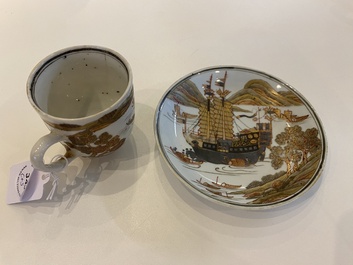 Een zeldzame Chinese grisaille, ijzerrode en vergulde kop en schotel met een handelsschip, Yongzheng/Qianlong