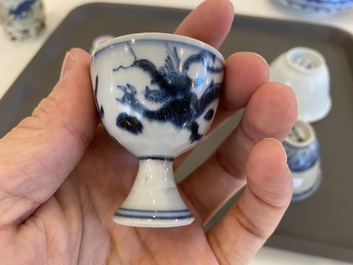 Zes stukken Chinees blauw-wit scheepswrakporselein, Transitie periode en later