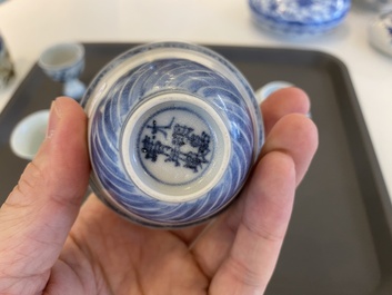 Zes stukken Chinees blauw-wit scheepswrakporselein, Transitie periode en later