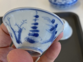 Zes stukken Chinees blauw-wit scheepswrakporselein, Transitie periode en later