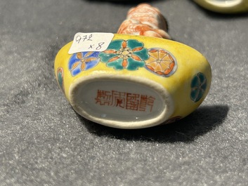 Acht diverse Chinese famille rose snuifflessen, 19/20e eeuw