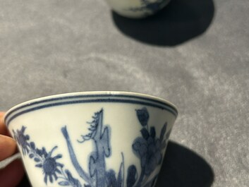 Negen stukken Chinees blauw-wit scheepswrakporselein, Wanli en later