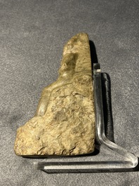 Une sculpture d'Osiris en pierre verte, une de Thot en fritte verte et une scarab&eacute;e en st&eacute;atite, Egypte, Nouvel Empire &agrave; p&eacute;riode ptol&eacute;ma&iuml;que