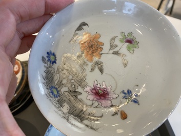 Een diverse collectie Chinese borden, koppen en schotels, Kangxi en later