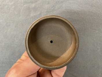 Th&eacute;i&egrave;re couverte en gr&egrave;s de Yixing poli pour le march&eacute; thai, Chine, 19&egrave;me