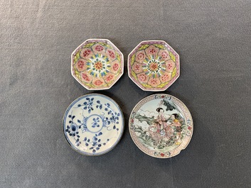 Vier Chinese schotels en drie koppen in blauw-wit, doucai en famille rose porselein, Kangxi en later