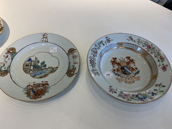 Twee Chinese famille rose wapenborden, Yongzheng/Qianlong