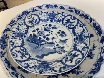 Een diverse collectie Chinees blauw-wit en famille rose porselein, Kangxi/Qianlong