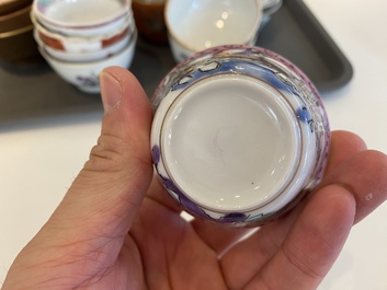 Een diverse collectie Chinese borden, koppen en schotels, Kangxi en later