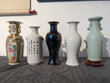 Een uitgebreide collectie divers Chinees porselein, 19/20e eeuw