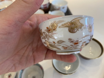 Een diverse collectie Chinese borden, koppen en schotels, Kangxi en later
