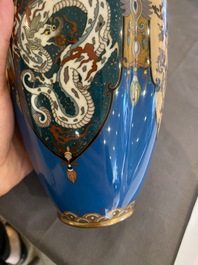 Drie paar Japanse cloisonn&eacute; vazen, Meiji, 19/20e eeuw