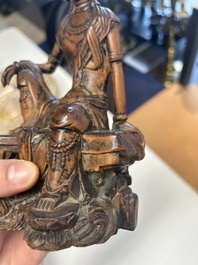Deux sculptures en bois figurant Guanyin et Tudigong, Chine, Qing