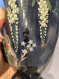 Drie paar Japanse cloisonn&eacute; vazen, Meiji, 19/20e eeuw