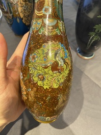 Drie paar Japanse cloisonn&eacute; vazen, Meiji, 19/20e eeuw