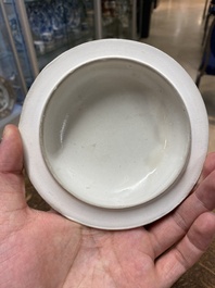 Een Chinese cr&egrave;mekleurige dekselpot, Noordelijke Song
