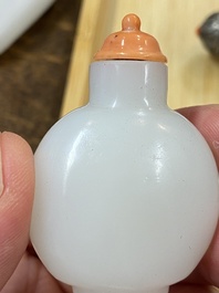 Eight Chinese glass snuff bottles, 19/20th C.