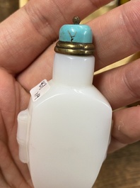 19 Chinese glass snuff bottles, 19/20th C.