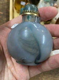 19 Chinese glass snuff bottles, 19/20th C.
