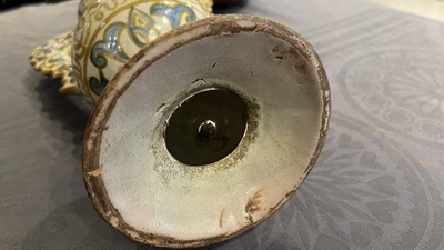 Deux vases hispano-mauresques &agrave; &eacute;mail lustr&eacute; de type 'Alhambra' et un vase en bois incrust&eacute; de pierres, Espagne et Afrique du Nord, 19/20&egrave;me