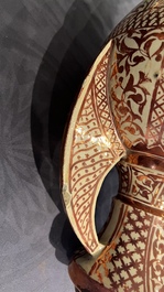 Deux vases hispano-mauresques &agrave; &eacute;mail lustr&eacute; de type 'Alhambra' et un vase en bois incrust&eacute; de pierres, Espagne et Afrique du Nord, 19/20&egrave;me