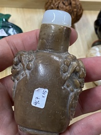 15 Chinese hardstone, glass and walnut snuff bottles, 19/20th C.