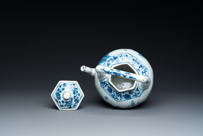 Een Chinese blauw-witte wijnkan met kylins, Transitie periode