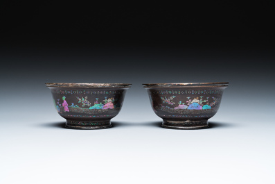 Two Chinese lac-burgaut&eacute; bowls with silvered interiors, Kangxi