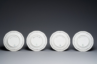 Dix assiettes aux bords ajour&eacute;s en porcelaine de Royal Copenhagen &agrave; d&eacute;cor 'Flora Danica', le Danemark, 20&egrave;me