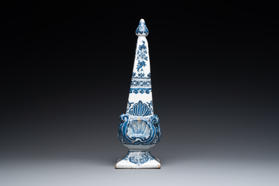 A fine Dutch Delft blue and white obelisk, late 17th C.
