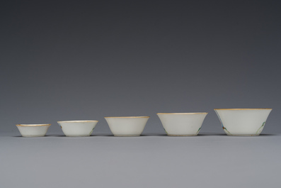 Ensemble de dix bols gigognes en porcelaine de Chine famille rose, marque et &eacute;poque de Daoguang