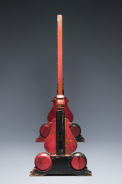 Ecran de table en bois dor&eacute;, laqu&eacute; et polychrom&eacute;, Chine, Shanxi, 16/17&egrave;me