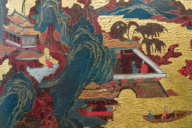 Ecran de table en bois dor&eacute;, laqu&eacute; et polychrom&eacute;, Chine, Shanxi, 16/17&egrave;me