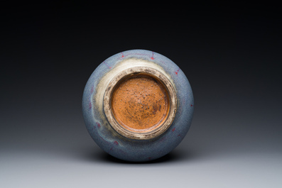 A Chinese flamb&eacute;-glazed bottle vase, 18/19th C.
