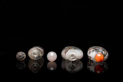 Trois tabati&egrave;res en verre peint &agrave; l'int&eacute;rieur, Chine, 20&egrave;me