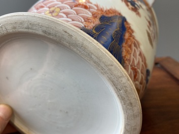 Paire de rafraichissoirs en porcelaine de Chine de style Imari, Qianlong