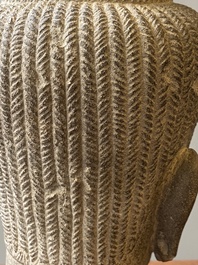 T&ecirc;te d'Uma en gr&egrave;s gris poli, art khmer, style Baphuon, &eacute;poque d'Angkor, le Cambodge, 11&egrave;me