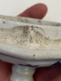 Een Chinese blauw-witte wijnkan met kylins, Transitie periode