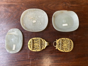 Vijf Chinese riemornamenten in witte jade, Qing