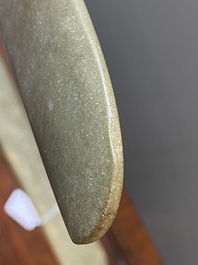 Trois pendentifs archa&iuml;ques en jade calcifi&eacute;, Chine, probablement culture de Liangzhu