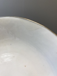 Bol couvert en porcelaine de Chine 'Bleu de Hue' pour le Vietnam, marque d'un dragon pour la p&eacute;riode Thiệu Trị (1840-1847)