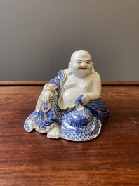 Bouddha en porcelaine de Chine en bleu et blanc, marque de You Lin Ji Zao 游林記造, R&eacute;publique