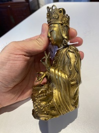 Statuette de Guanyin en bronze dor&eacute;, Cor&eacute;e, 17&egrave;me