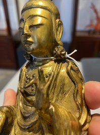 Statuette de Guanyin en bronze dor&eacute;, Cor&eacute;e, 17&egrave;me